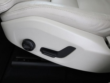 Volvo XC60 II Crossover Plug-In 2.0 T6 Plug-in Hybrid 340KM 2021 Volvo XC 60 FV23% Inscription Business T6 PHEV AWD, zdjęcie 37