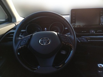 Toyota C-HR I Crossover Facelifting 1.8 Hybrid 122KM 2023 Toyota C-HR 1.8 Hybrid GPF Comfort 1.8 Hybrid GPF, zdjęcie 15