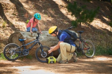 RYOBI НАСОС-КОМПРЕССОРНАЯ АККУМУЛЯТОРНАЯ БАТАРЕЯ 18V R18I + ШЛАНГИ, ФОРСУНКИ