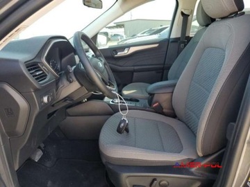 Ford Kuga III 2021 Ford Kuga 2021 r., 2,5L 2.5 Hybryda 200KM, zdjęcie 6