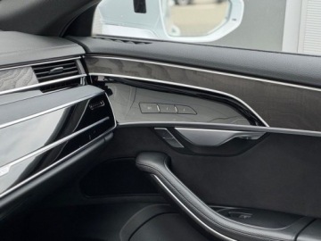 Audi A8 D5 Sedan Facelifting 3.0 55 TFSI 340KM 2022 Audi A8 S line,Head Up,Kamery 360,Panorama,BO 3.0 Benzyna 340KM, zdjęcie 12