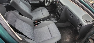 Передние сиденья седана VW Polo 6N
