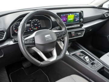 Seat Leon IV Hatchback 1.5 eTSI (MHEV) 150KM 2022 Seat Leon 1.5 TSI DSG Podgrz.f I kier Cz.cof, zdjęcie 5