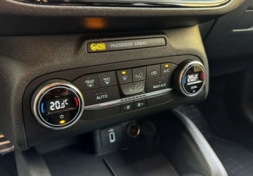 Ford Focus III Kombi Facelifting 1.5 EcoBoost 150KM 2018 Ford Focus SW Ford Focus SW 1.5 EcoBoost ST-Line ASS 1.5 Benzyna 150KM, zdjęcie 9