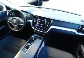 Volvo V60 II  2021 Volvo V60 z Gwarancja Bezwypadkowy Model 2022r 2.0 Benzyna 163KM, zdjęcie 9