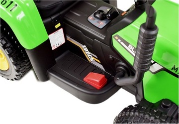 ЭЛЕКТРОТРАКТОР С ПРИЦЕПОМ-ПИЛОТОМ, 2 ДВИГАТЕЛЯ ПО 45 ВТ