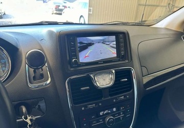 Chrysler Town &amp; Country V 2016 Chrysler Town Country 3,6 BENZ 283 KM 7 Osobowy BDB STAN 2016r Warszawa, zdjęcie 8