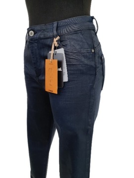 Spodnie rurki jeansowe woskowane DESIGUAL 28