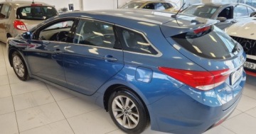 Hyundai i40 Kombi 1.7 CRDi HIGH 136KM 2015 Hyundai i40 1.7 CRDI 136KM Ledy Kamera Android auto 1.7 Diesel 136KM, zdjęcie 16