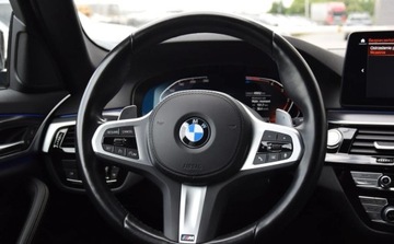 BMW Seria 5 G30-G31 Touring Facelifting 2.0 520d 190KM 2022 BMW Seria 5 BMW 520d xDrive M Pakiet Sportowy, HI FI, Fotel Sportowy 2.0, zdjęcie 23
