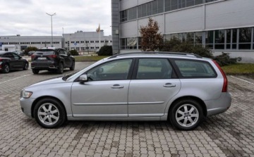 Volvo V50 2.0 TD 136KM 2008 Volvo V50 2,0D Automat Skory Bezwypadkowy 2.0 Diesel 136KM, zdjęcie 1