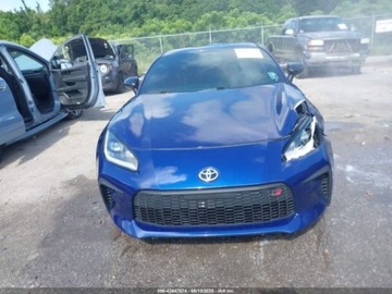 Toyota 2022 Toyota GR86 PREMIUM 2022, od ubezpieczalni 2.4 Benzyna 228KM, zdjęcie 2