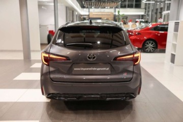 Toyota Corolla XII TS Kombi Facelifting 2.0 Hybrid Dynamic Force 196KM 2024 Toyota Corolla Toyota Corolla 2.0 Hybrid GR Sport Dynamic 2.0 Hybryda 196KM, zdjęcie 4