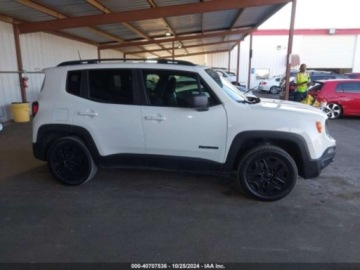 Jeep Renegade 2021 Jeep Renegade 2021r., 4x4, 2.4L 2.4 Benzyna 180KM, zdjęcie 4