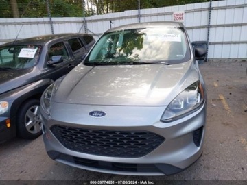 Ford Escape III 2021 Ford Escape 2021 Ford Escape S AWD 1.5 Benzyna 181KM, zdjęcie 5