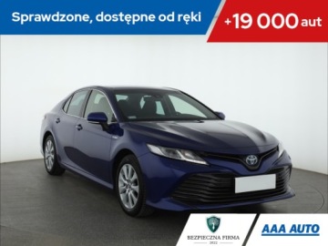 Toyota Camry IX Sedan 2.5 Hybrid Dynamic Force 218KM 2020 Toyota Camry 2.5 Hybrid, Salon Polska