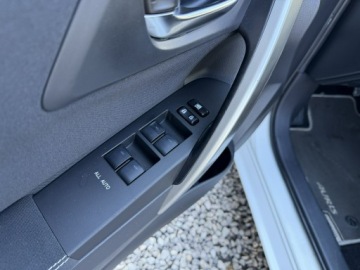 Toyota Auris II Hatchback 5d 1.8 HSD 136KM 2013 Toyota Auris 1.8 HSD136KM Prestige Skóra Kamera, zdjęcie 7