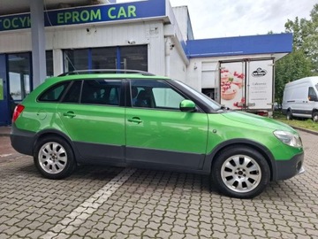 Skoda Fabia II Kombi Facelifting 1.2 TSI 85KM 2011 Skoda Fabia Limitowana Wersja Scout 1.2 Benzyna 86KM, zdjęcie 1
