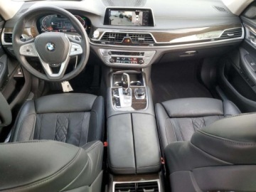 BMW Seria 7 G70 2022 BMW Seria 7 750xi 2022 4.4l 4.4 Benzyna 523KM, zdjęcie 8