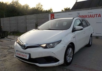Toyota Auris II 2017 Toyota Auris Okazja 1.8 Hybryda 98KM, zdjęcie 3