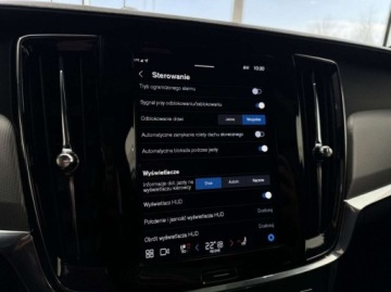 Volvo V90 II Plug-In Facelifting 2.0 T8 Plug-In Hybrid 391KM 2021 Volvo V90 T8 AWD Plug-In Hybrid R-Design HUD ACC Bowers Wilkins 2.0, zdjęcie 31