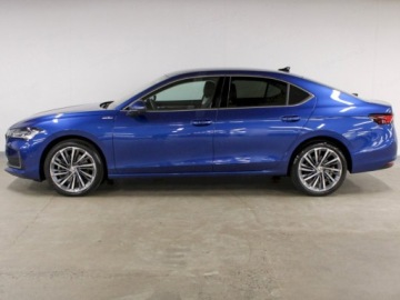 Skoda Superb IV 2026 SKODA Superb L&amp;K 2.0 TDI DSG 4x4 Sedan 193KM 2026, zdjęcie 2