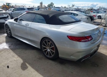 Mercedes Klasa S W222 Cabrio Facelifting AMG 4.0 AMG S63 612KM 2018 Mercedes-Benz Klasa S MERCEDES-BENZ AMG S 63 4MATIC 4.0 Benzyna 611KM, zdjęcie 2