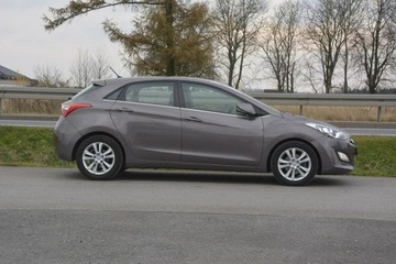 Hyundai i30 II Hatchback 5d 1.4 MPI 100KM 2012 Hyundai i30 1.4 MPI Benzyna gwarancja przebiegu, zdjęcie 10
