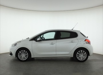 Peugeot 208 I Hatchback 5d Facelifting 1.2 PureTech 110KM 2017 Peugeot 208 1.2 PureTech, Salon Polska, Automat, zdjęcie 2