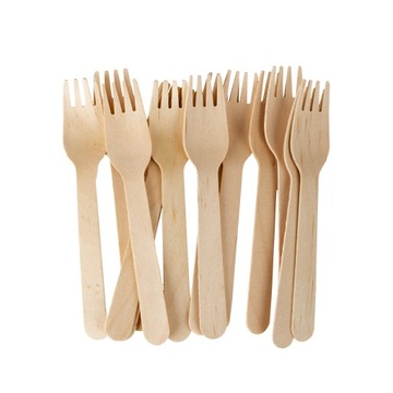 Элегантная одноразовая посуда на 16 человек.