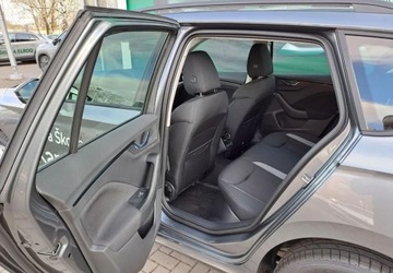 Skoda Kamiq Crossover 1.5 TSI 150KM 2024 Skoda Kamiq 1.5 TSI 150KM DSG SELECTION, dostepny do reki 1.5 Benzyna, zdjęcie 5