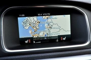 Volvo V40 II Hatchback 2.0 D2 DRIVE-E 120KM 2015 Volvo V40 R-Design Xenon Ledy Digital Alcantara, zdjęcie 33