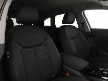 Audi A5 B10 Limousine 2.0 TFSI 150KM 2025 AUDI A5 TFSI S line Sedan 2.0 (150KM) 2025, zdjęcie 4