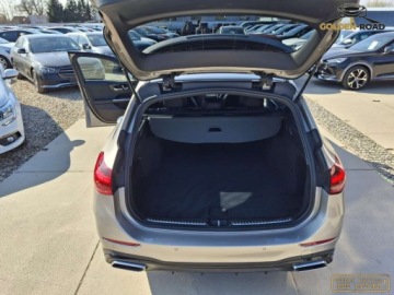 Mercedes Klasa C W206 Kombi 2.0 220d 200KM 2021 Mercedes-Benz Klasa C c220d 200KM AMG pakiet alcantara navi kamery 360 el., zdjęcie 28