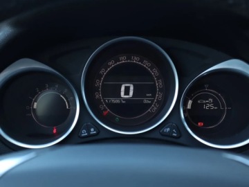 DS 4 I Hatchback (Citroen) 1.6 e-HDi 115KM 2013 Citroen DS4 1.6 e-HDi, Salon Polska, Serwis ASO, zdjęcie 10