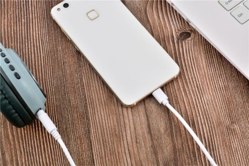 AUX АУДИОКАБЕЛЬ MICRO USB TO JACK 3,5 мм, 4-ПОЛЮСНЫЙ