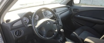 Mitsubishi Outlander II 2.0 i 136KM 2006 Mitsubishi Outlander 2.0 benz bezwypadek ,fabryczny lakier ,bez rdzy 2.0, zdjęcie 9