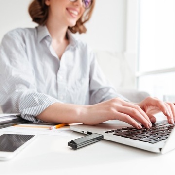 Флеш-накопитель ADATA Elite UE800 1 ТБ USB-C 3.2 Gen 2