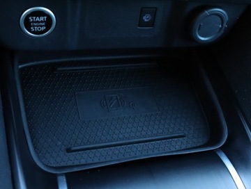 Nissan Qashqai III Crossover 1.3 DIG-T MHEV 140KM 2022 Nissan Qashqai 1.3 DIG-T MHEV, Serwis ASO, Klima, zdjęcie 17