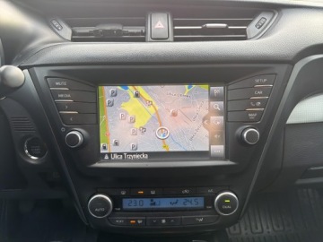 Toyota Avensis III Wagon Facelifting 2015 2.0 D-4D 143KM 2015 Toyota Avensis 2.0 D-4D Premium III (2009-) Toyota, zdjęcie 14