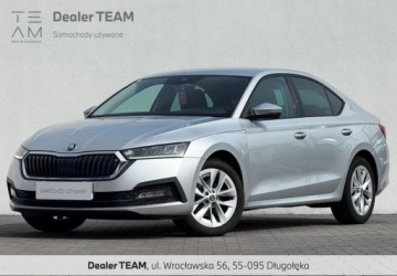 Skoda Octavia IV Liftback 1.5 TSI EVO 150KM 2022 Skoda Octavia Reflektory LED Kamera Keyless Lane Assist Salon PL FVAT