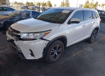 Toyota Highlander II 2019 Toyota Highlander LE, V6, od ubezpieczalni 3.5 Benzyna 295KM, zdjęcie 3
