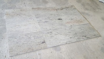 PŁYTKI GRANITOWE MARMUROWE SILVER IVORY GRANIT