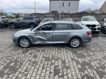 Skoda Superb III Kombi Facelifting 2.0 TSI 190KM 2021 Škoda Superb Skoda Superb DSG Podgrzewanie, zdjęcie 4