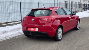 Alfa Romeo Giulietta Nuova II Hatchback 5d 1.4 TB 16v 120KM 2012 Alfa Romeo Giulietta niski przebieg Bezwypadkowa Jezdzi perfekcyjnie 1.4, zdjęcie 3