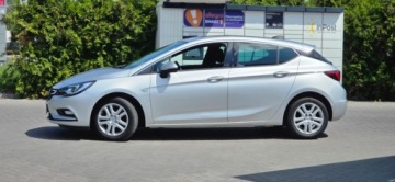 Opel Astra K Hatchback 5d 1.4 Turbo 125KM 2016 Opel Astra 1.4 Benzyna 125KM Klima PdC Import Raty Oplaty 1.4 Benzyna, zdjęcie 6