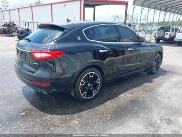 Maserati Levante 2019 Maserati Levante 2019 MASERATI LEVANTE 3.0 Benzyna 345KM, zdjęcie 3