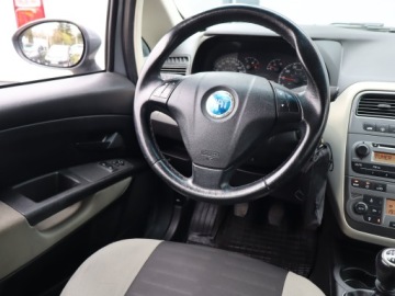 Fiat Punto Grande Punto Hatchback 5d 1.4 8v 77KM 2007 Fiat Grande Punto 1.4, GAZ, Klima, Klimatronic, zdjęcie 6