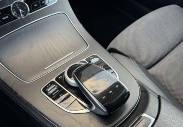 Mercedes Klasa E W213 Limuzyna 2.0 220d 194KM 2019 Mercedes-Benz Klasa E 195KM 220d 4matic salon Polska kamera 2.0 Diesel, zdjęcie 16