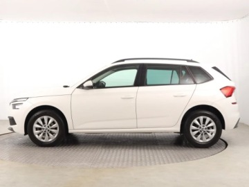 Skoda Kamiq Crossover 1.0 TSI 110KM 2022 Skoda Kamiq 1.0 TSI, Salon Polska, Automat, zdjęcie 2